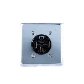 TOMA TRIFASICA CON POLO